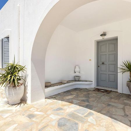 Daphne'S Lux Villa Paraspori  Exterior photo