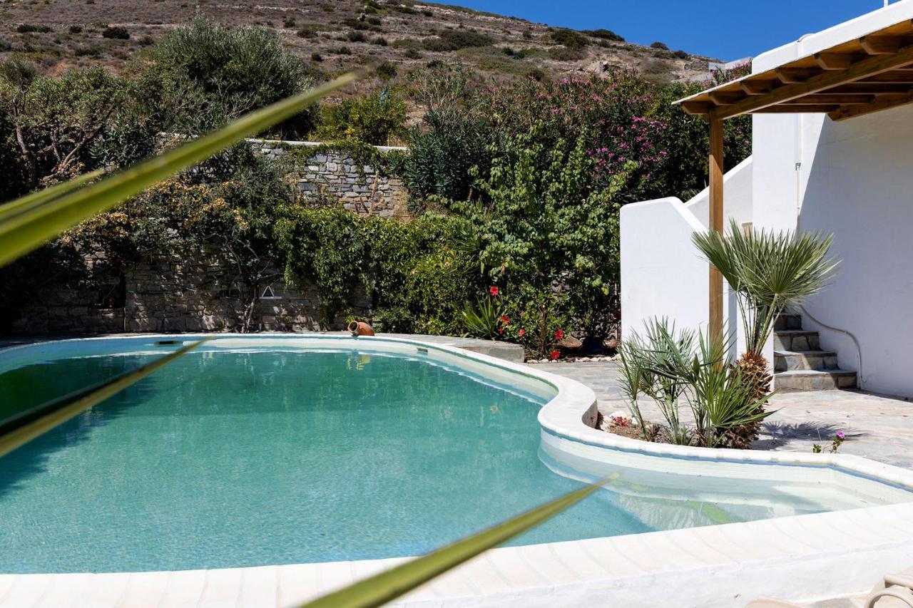 Daphne'S Lux Villa Paraspori  Exterior photo